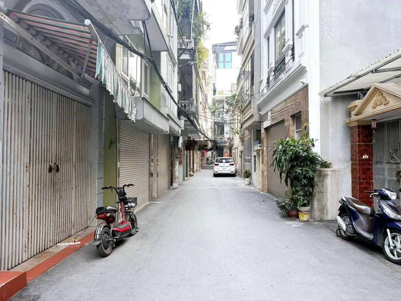 Nhà gần Trường Chinh, 42m2, 4 tầng, căn góc, Mercedes đỗ cửa, tránh nhau thoải mái, 11.5 tỷ