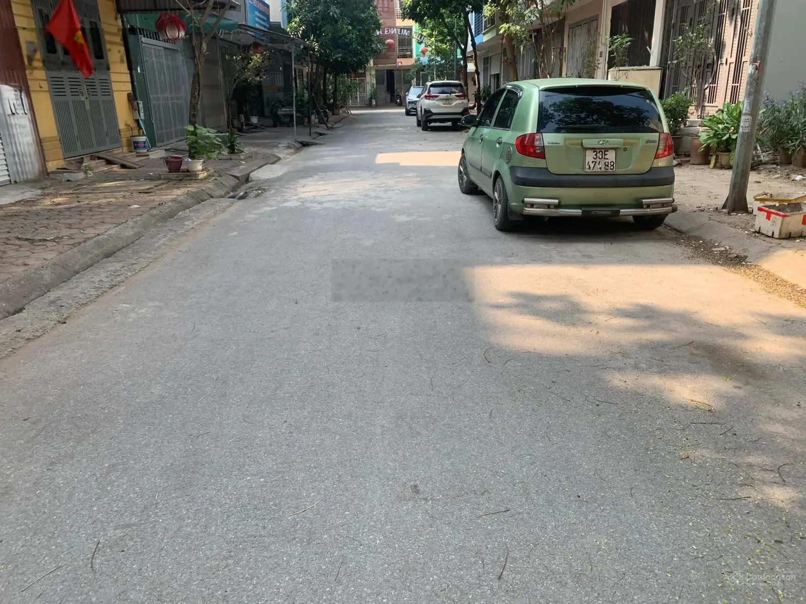 Phân lô - vỉa hè - công viên bên sườn
