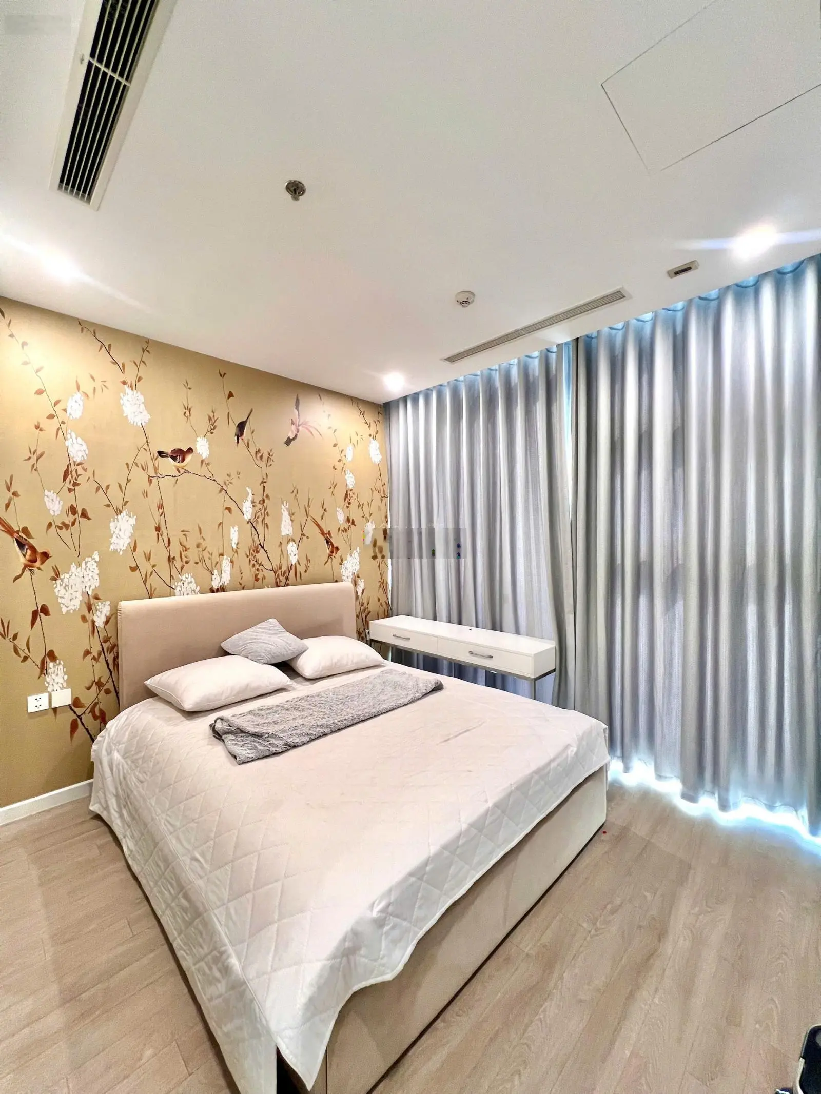 Bán căn hộ đẹp tại chung cư The Nine, giá siêu hời 6,5 tỷ VND, diện tích 77m2 2 phòng ngủ 2wc