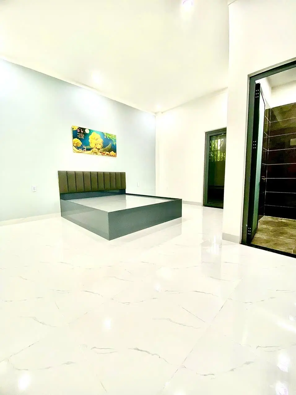 Nhà 1 trệt 2 lầu và 1 sân thượng giá Tốt dành cho bạn. Tặng Cho Bạn 2 Chỉ Vàng 9999 Ở Cho HỒNG PHÁT