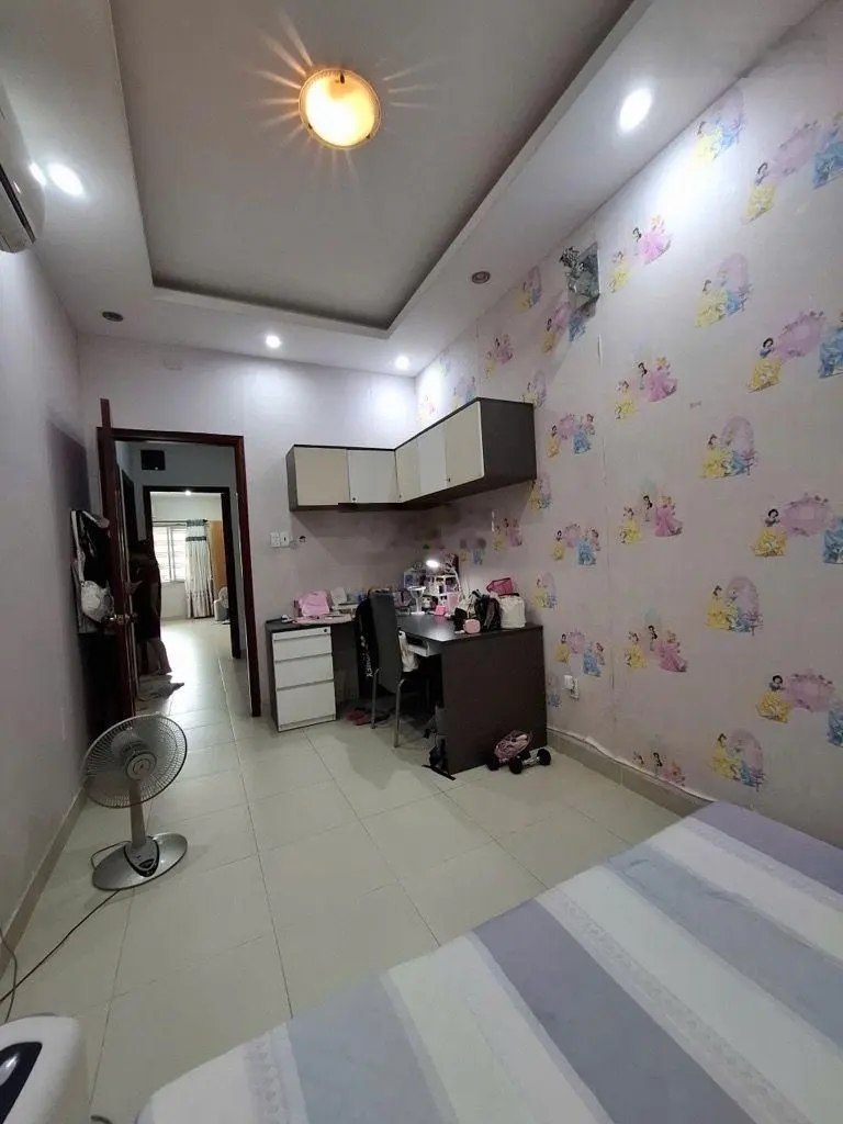 Bán nhà MT Bông Sao, Q8, 102mv, 3 tầng BTCT, view công viên, đường XH 8m, nở hậu tài lộc, chỉ 16 tỷ