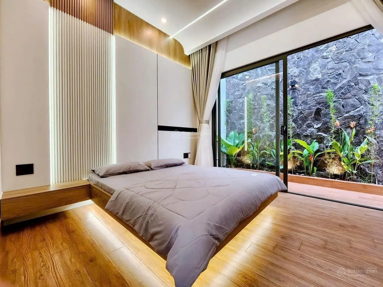 Nhà phố đẳng cấp nhất hẻm Giải Phóng ngay trung tâm p. Tân Lợi
