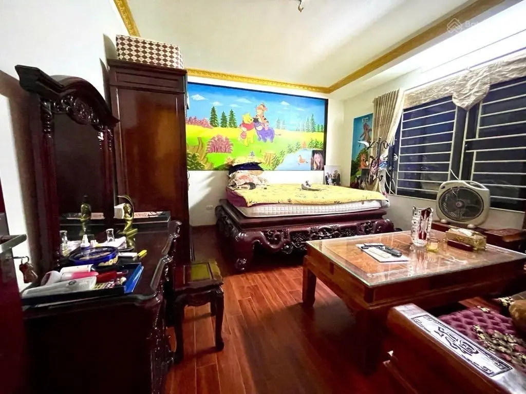 Chủ định cư nước ngoài, bán gấp biệt thự Khâm Thiên, Đống Đa, 1 nhà ra phố, DT 56m, Giá: 14 tỷ TL