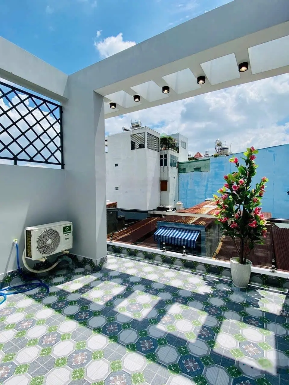 Chủ kẹt tiền bán nhà Đ Nguyễn Trãi P7 Q5.DT 70,2m2/3tỷ26. Gần chợ An Đông đang cho thuê 28 triệu/th