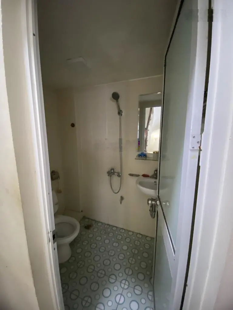 Nhà đẹp ô cách 30m ra ô tô dân xây 3 ngủ vị trí đẹp tiện ích hiếm sổ đỏ pháp lý chuẩn