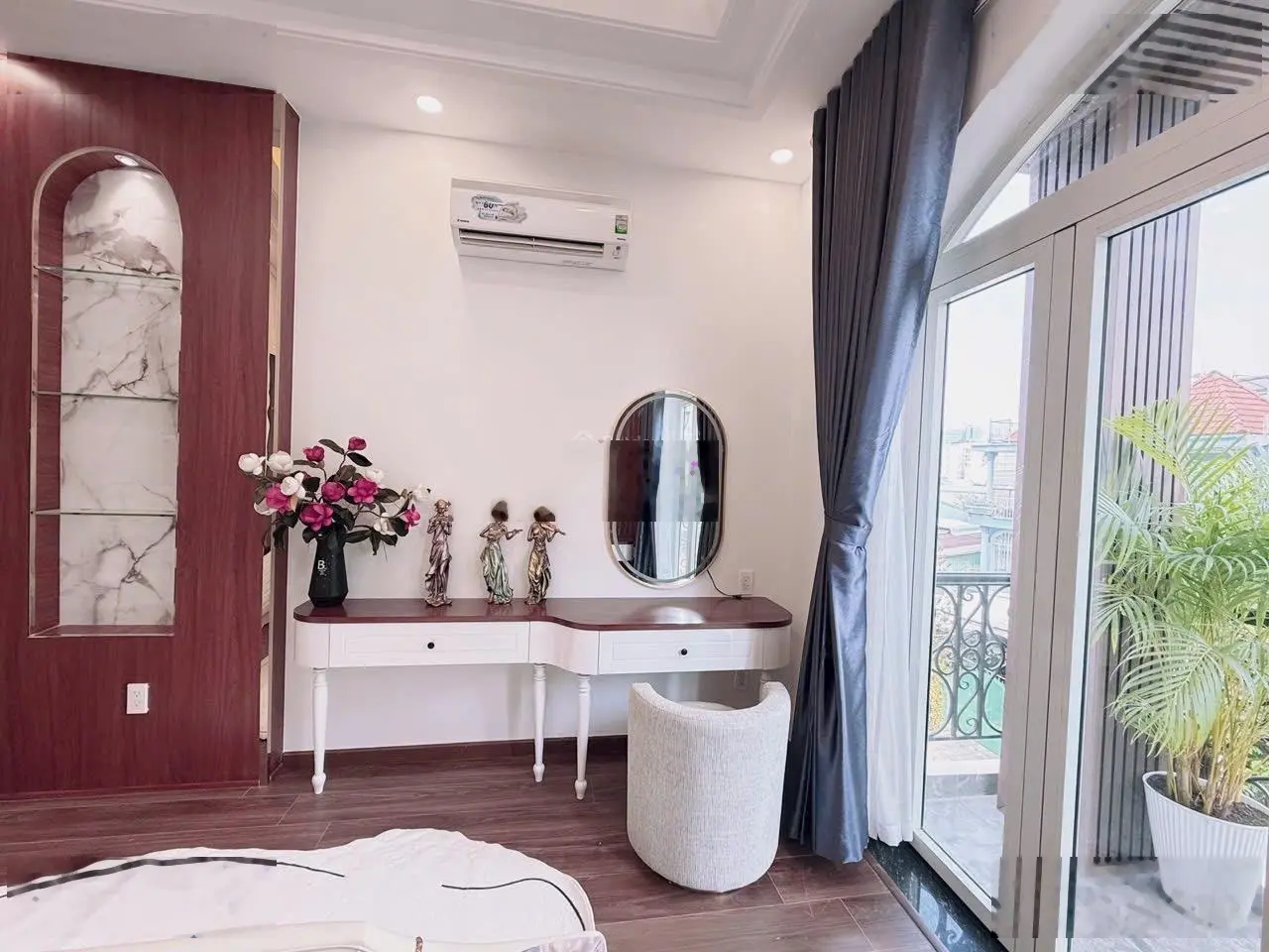 Bán nhà mới đẹp 6 tầng đường 43 Quận 7, nhà có thang máy, đầy đủ nội thất, giá 17,5tỷ thương lượng