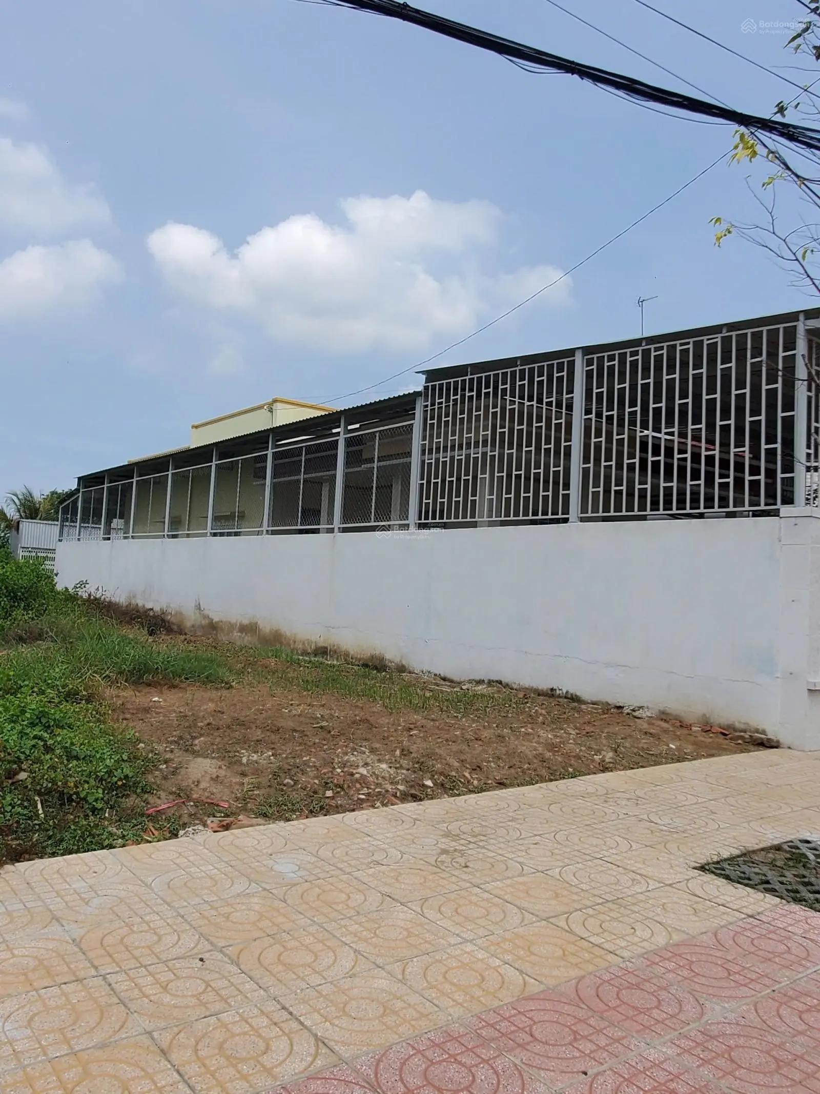 chủ cần bán đất tại xã Tân Hiệp, huyện Hóc Môn TPHCM 80m2/860tr sổ riêng sang tên công chứng liền