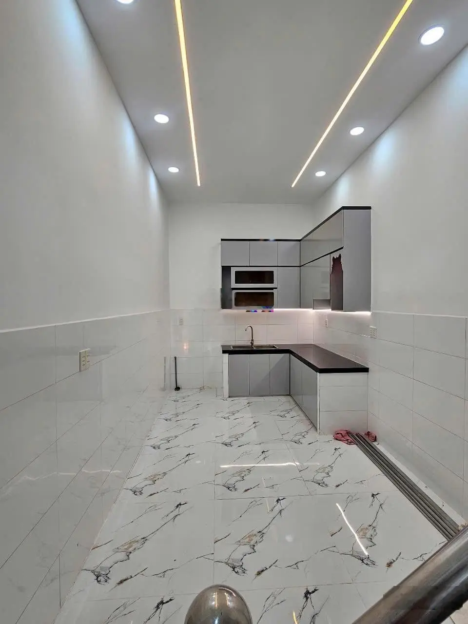 HH 60 triệu bán căn góc mặt tiền 357 Hậu Giang, P11, Q6, sát bên chung cư Him Lam
