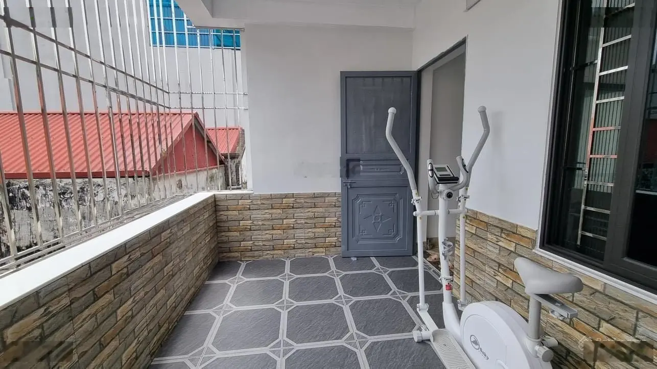 Siêu phẩm Tây Hồ, DT 36m2x5T, cách ô tô 30m, full nội thất xịn, giá 6,8 tỷ