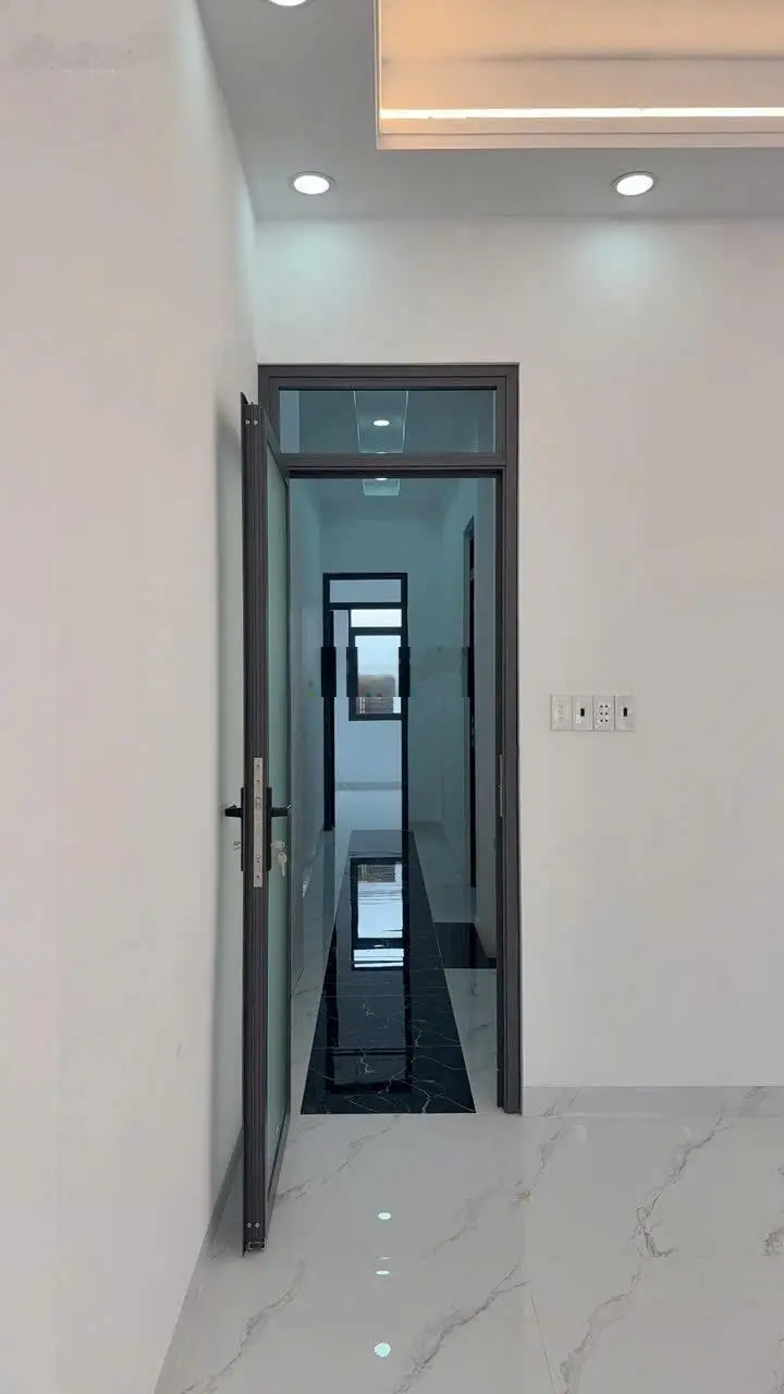 Bán Nhà Quận 7, Đường Huỳnh Tấn Phát, Phường Tân Thuận Đông 4m x 16m Nhà 2 Tầng 4pn Giá 5,2 Tỷ.