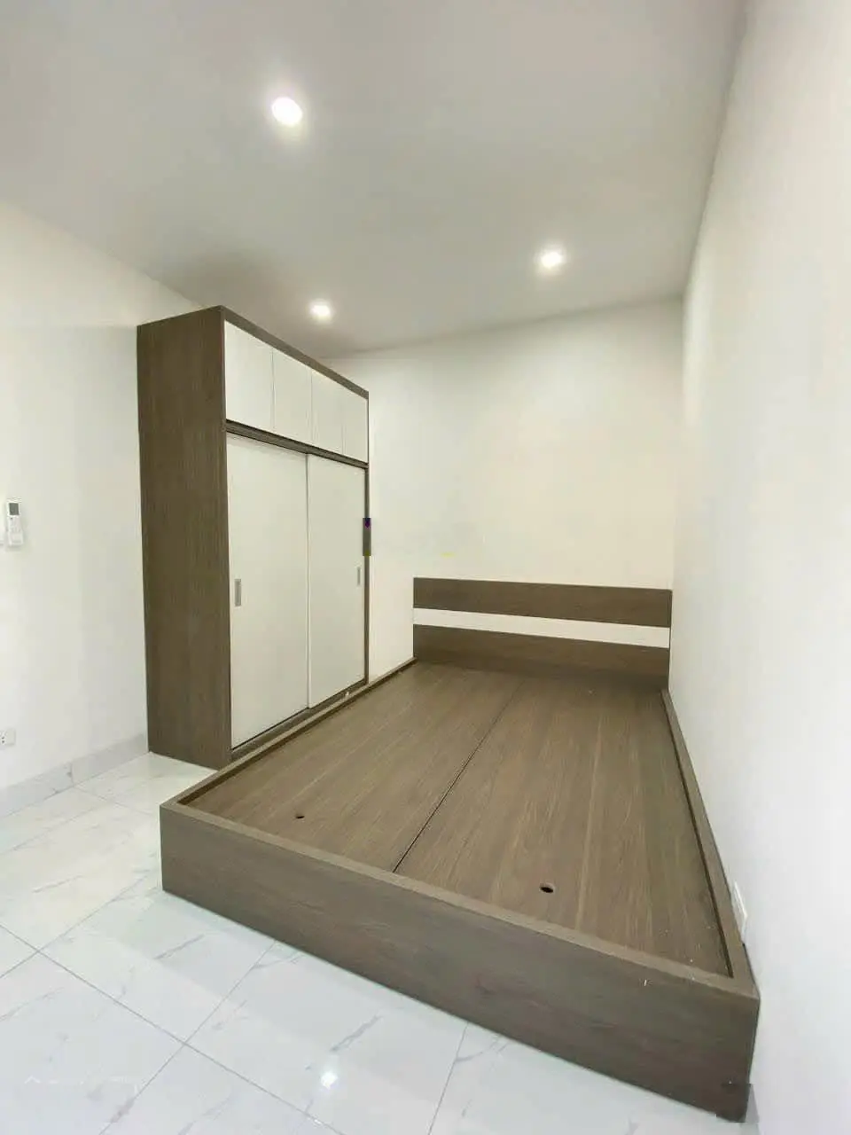 Nguyên căn dòng tiền khủng 65tr/ tháng. Oto đỗ cửa - 2 mặt ngõ - 3 mặt thoáng - 7 tầng * 14 phòng.