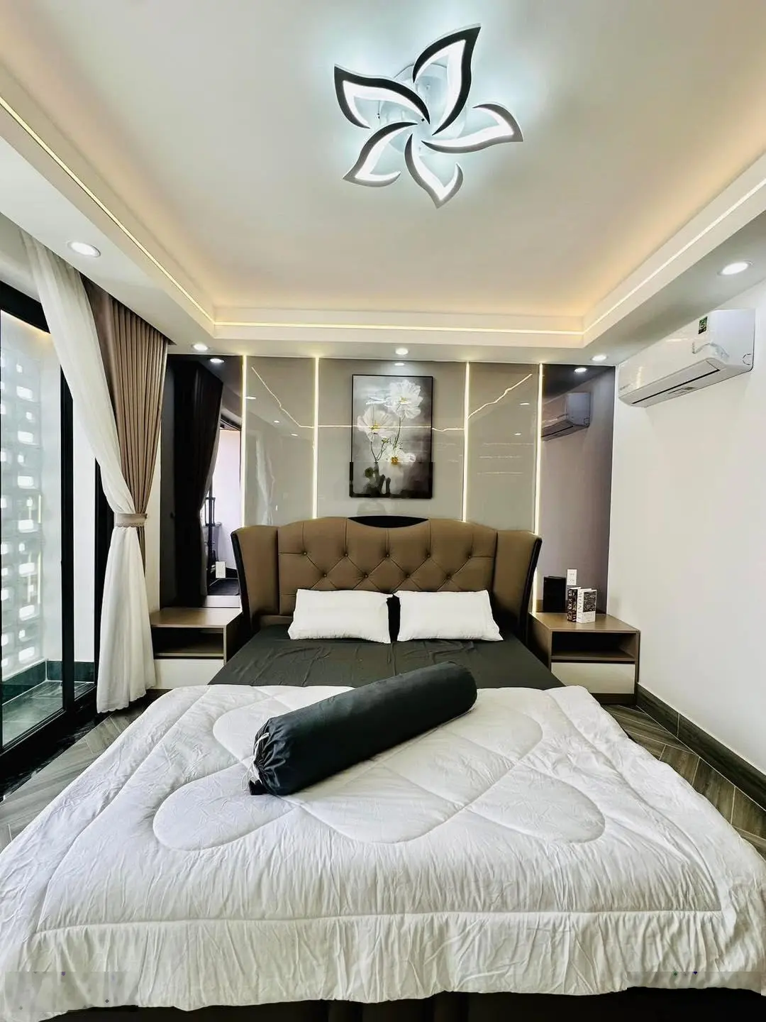 Lên sóng siêu phẩm THANG MÁY 450KG, nằm đường trên TRẦN NGỌC DIỆN - P.THẢO ĐIỀN - Q.2, giá 3tỷ980
