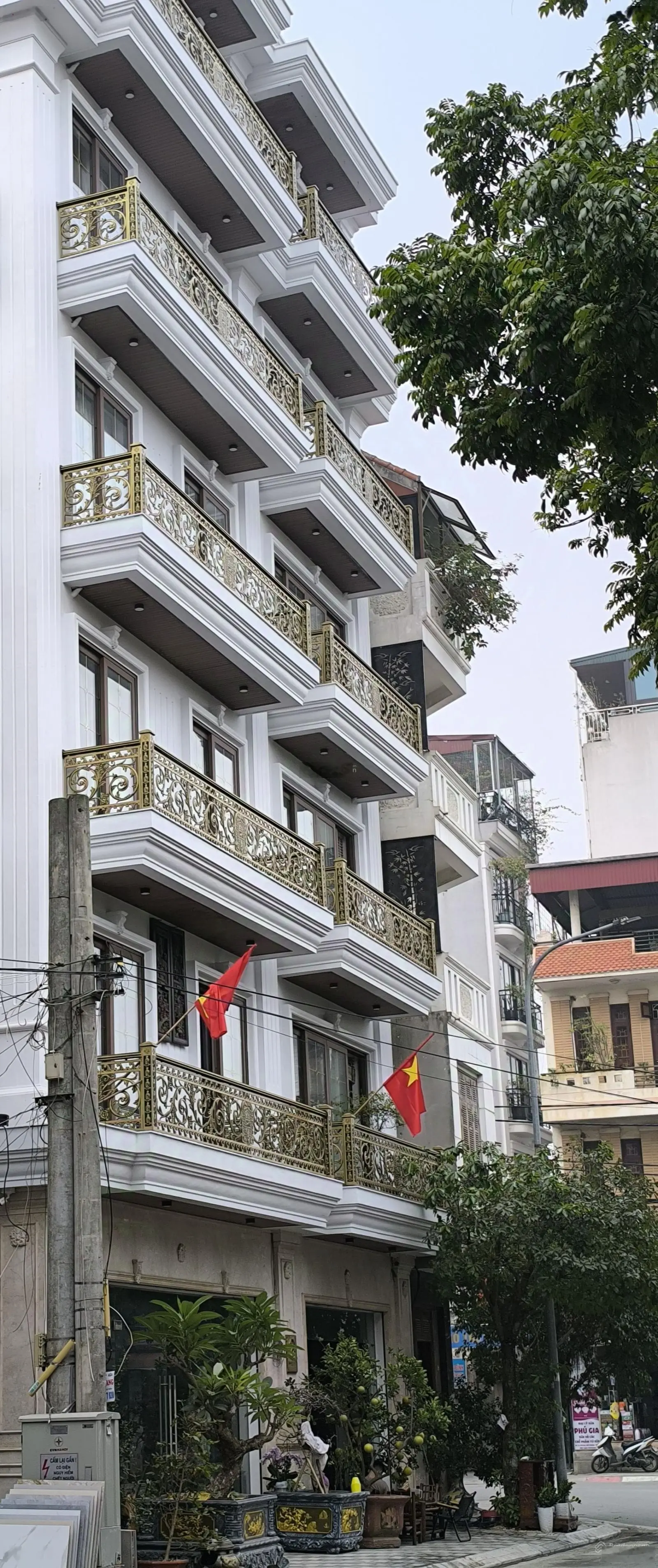 Bán nhà 8 tầng 55m2 ngõ ô tô vào tại Tứ Liên, Tây Hồ. 14 tỷ có thang máy
