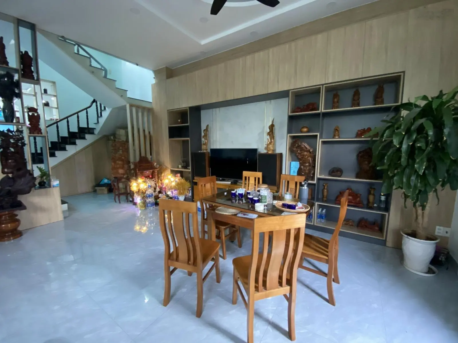 Bán nhà biệt thự 302m2 khu vip Gia Hòa P. Long B, Quận 9 giá tốt nhất khu vực