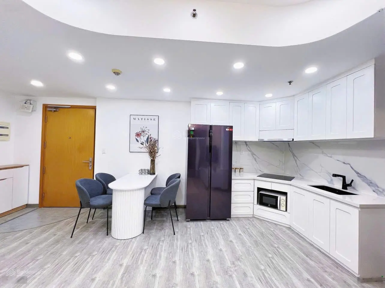 Cần tiền bán gấp căn hộ Mastrei Thảo Điền 2PN view tòa 81 tầng - chỉ 5.7 tỷ