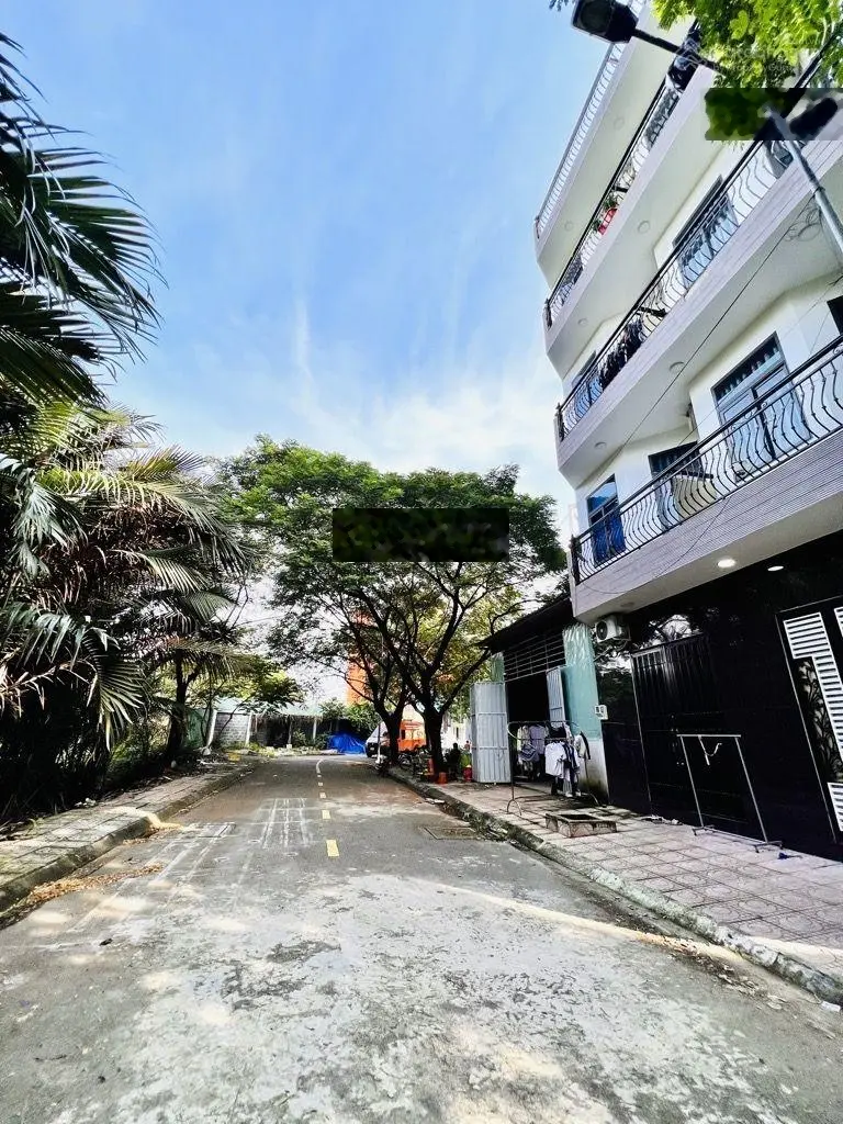 Đất 4,3x19m, đường 7m. Khu phân lô kế bên khu biệt thự Nam Long, Hà Huy Giáp