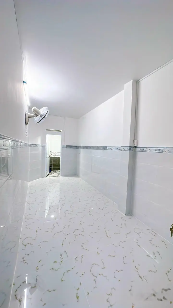 Nhà 90m2 3 lầu thu nhập 50tr tháng Đoàn Văn Bơ P16 Q4