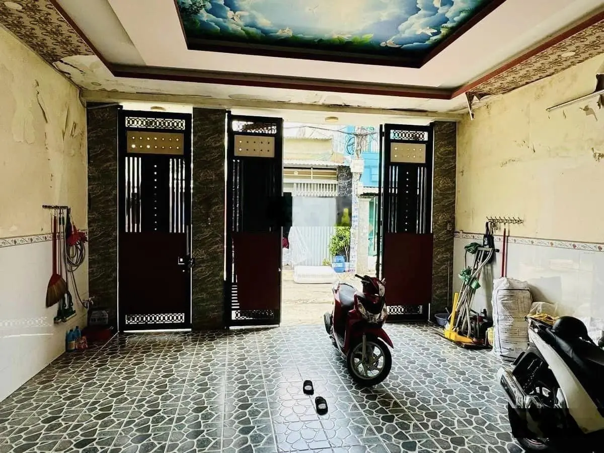Đã giảm 500tr cần bán nhà 72m2 ở Lữ Gia- Q11. Gần sân vận động Phú Thọ,cho thuê 36triệu. Giá 4tỷ350