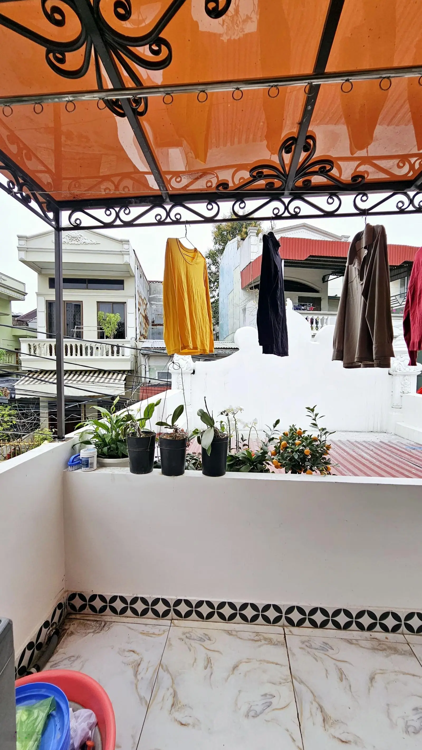 Cực hiếm. Nhà An Đà căn góc 2 tầng, ngõ trước nhà 5m, sân cổng riêng, để lại full đồ chỉ 1,75 tỷ