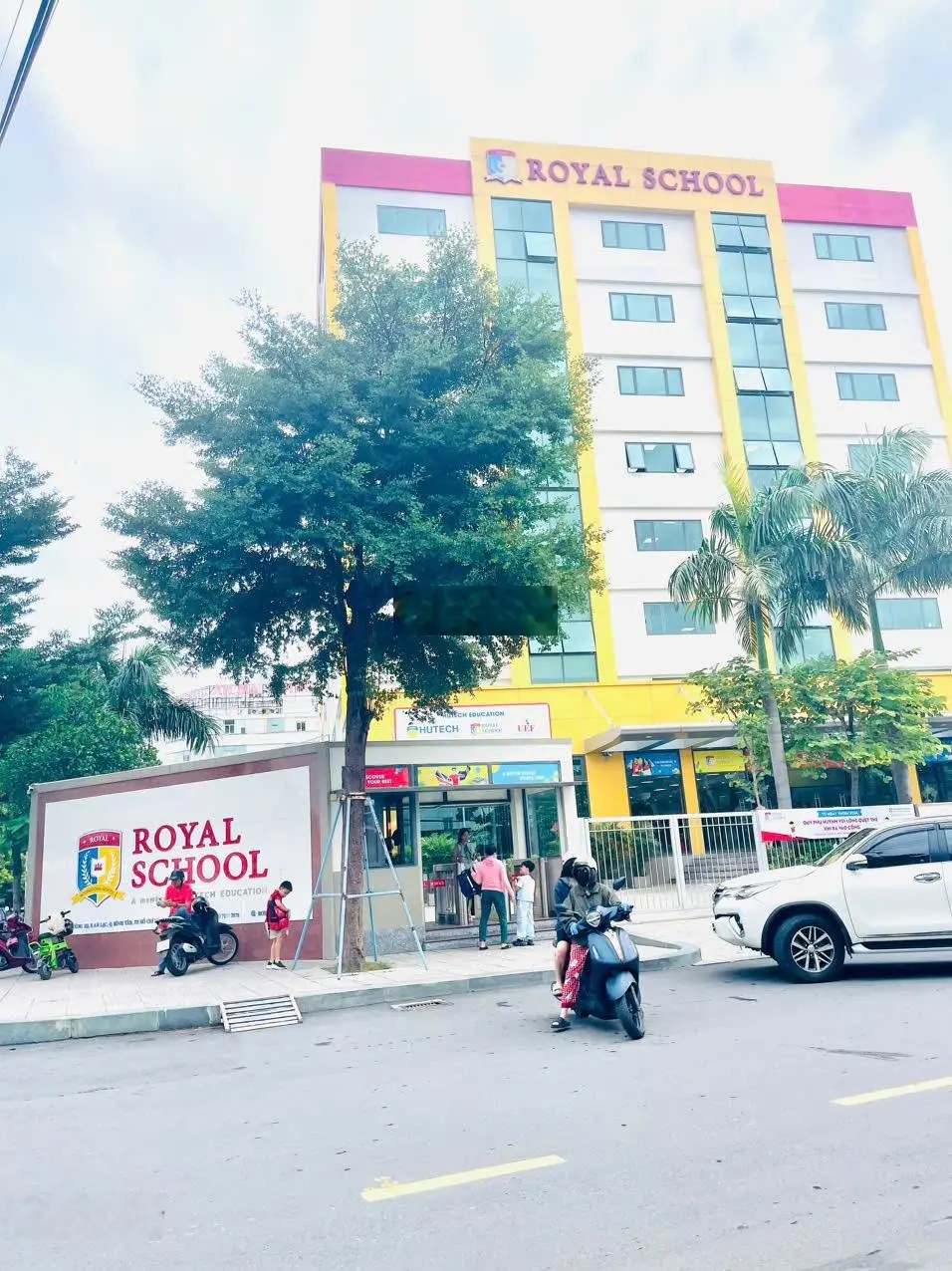 Nhà bán MTKD đường số 1, KDC Nam Hùng Vương, An Lạc, Quận Bình Tân, Đường 20m + lề 3m hai bên