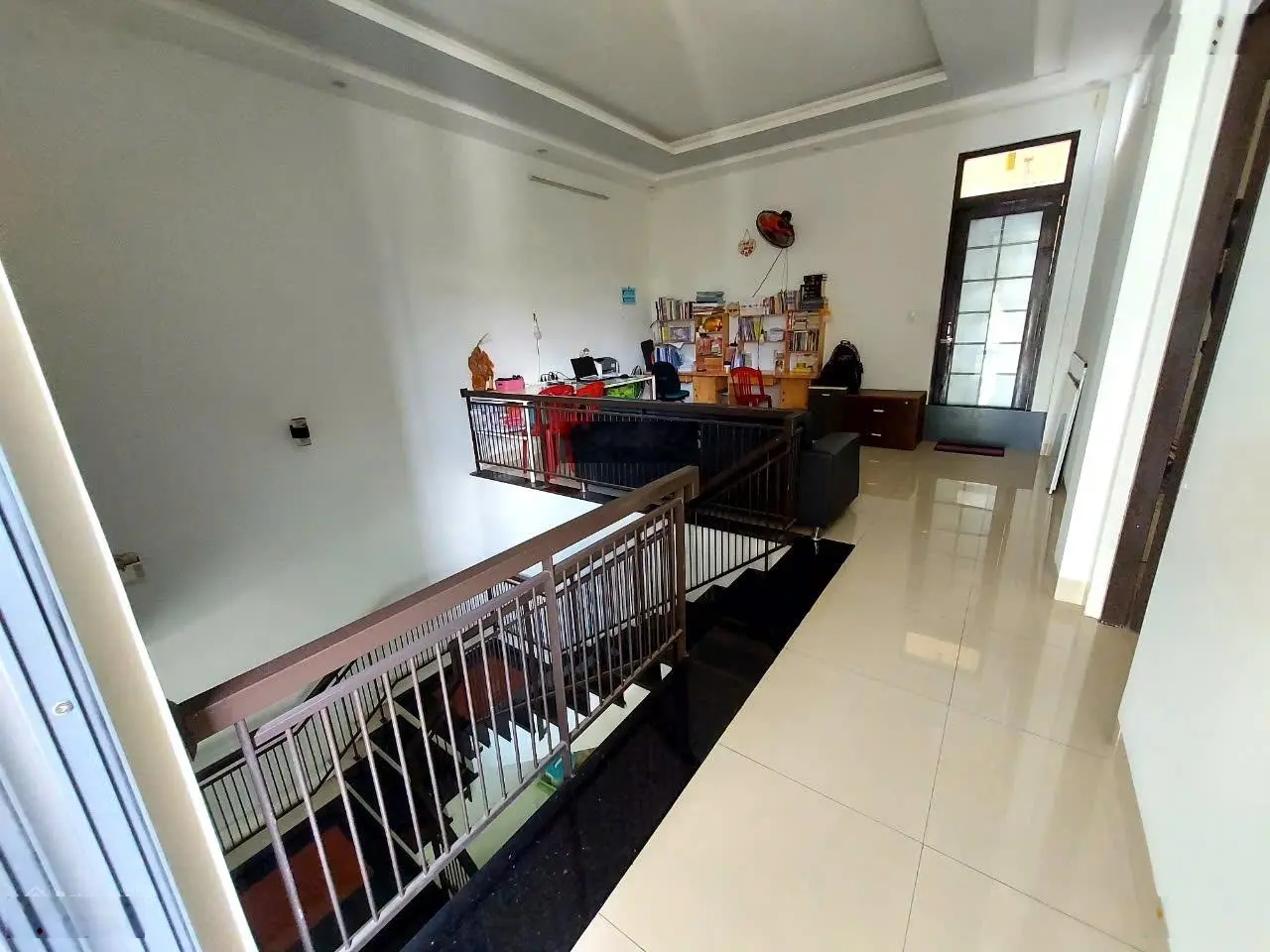 Giảm sâu 1.5 tỷ nhà 2 mặt tiền Văn Tiến Dũng Và Nguyễn Kim, DT 201m2 ngang 10m mới kinh doanh tốt