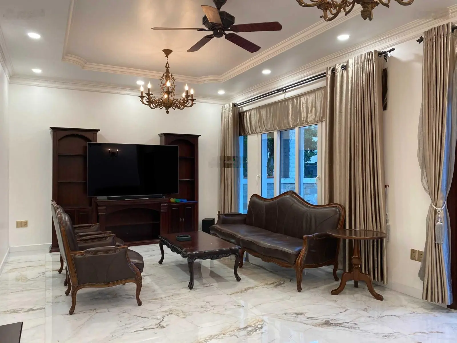 Kẹt tiền bán gấp nhà tự xây khu Nam Đô giá rẻ nhất khu