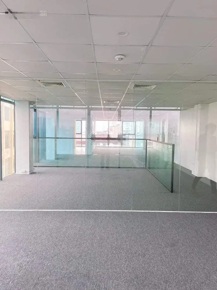 Chủ nhà gửi bán tòa văn phòng mặt phố Hồ Tùng Mậu: 340m2, 8 tầng, MT: 38m. Giá: 288tỷ