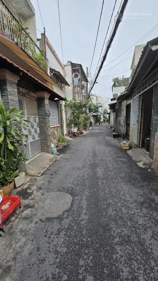 Siêu phẩm nhà hẻm 1/ đoàn nguyễn tuấn bình chánh 1 trệt 1 lầu 3pn 2wc 1ty6 thương lượng shr