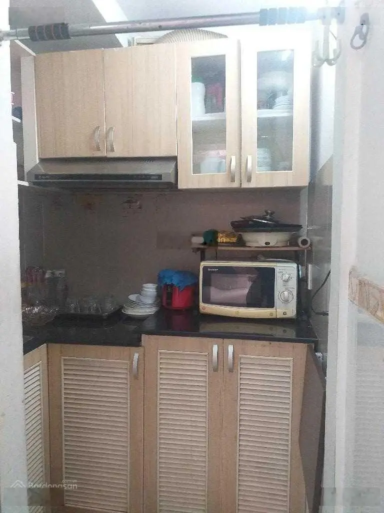 Bán nhà Quận 3, Lý Chính Thắng, 2 tầng x 23m2, 3 căn ra mặt tiền, 2. X tỷ