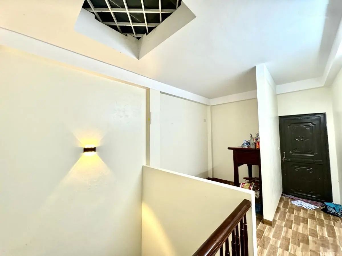 Phương Mai, 30m ra đường ô tô tránh nhau, vị trí gần hồ tiện ích bạt ngàn 60m2x3T xây chắc chắn!!