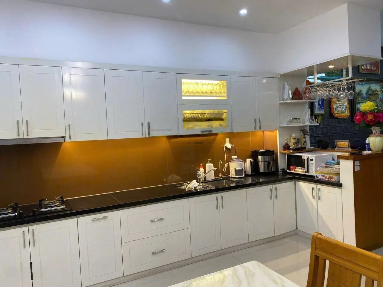 Bán nhà 3 tầng hiện đại, ngay đường Tạ Xuân Thu, VCN Phước Hải, Nha Trang