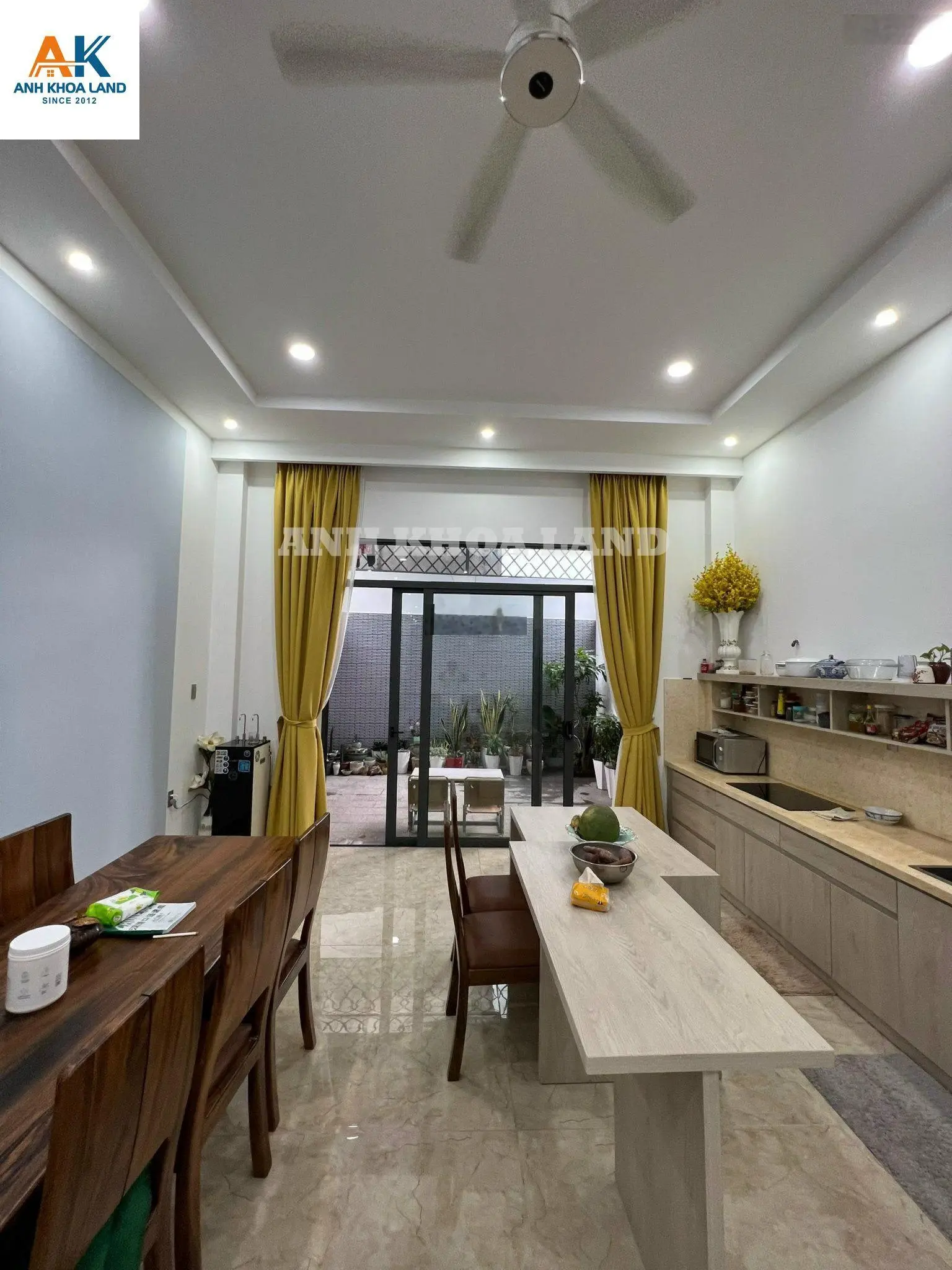Nhà mặt tiền 1t1l đường cầu xây 2-sát hoàng hữu nam 2 xe hơi ngủ trong nhà-dt 160m2 giá 12tỷ