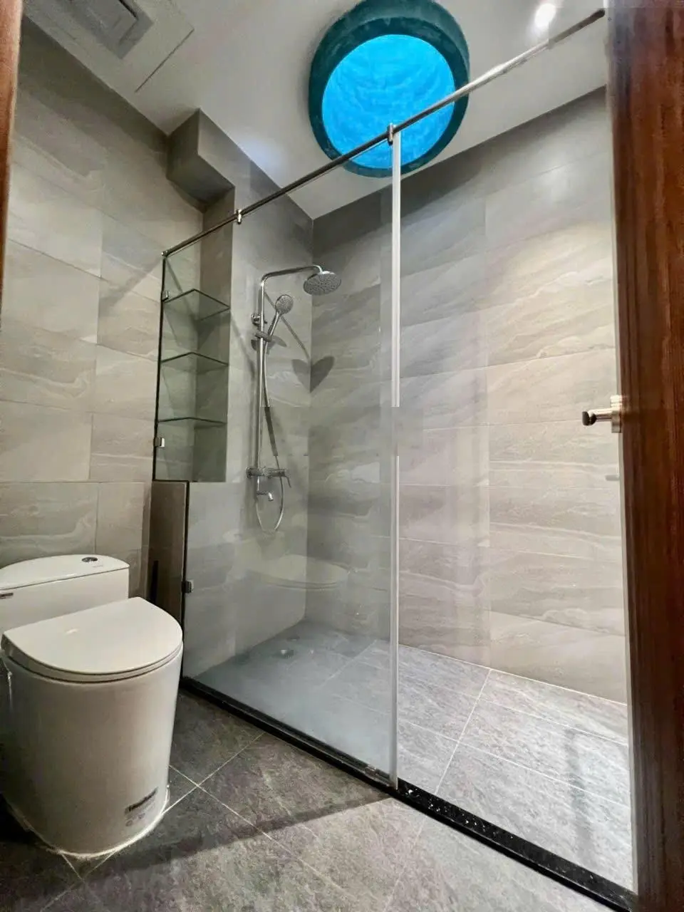 GIÁ GIẢM SÂU! Bán nhanh chung cư mini Nguyễn Thái Bình, Q1 Giá 1tỷ850. DT:56m2, có thương lượng