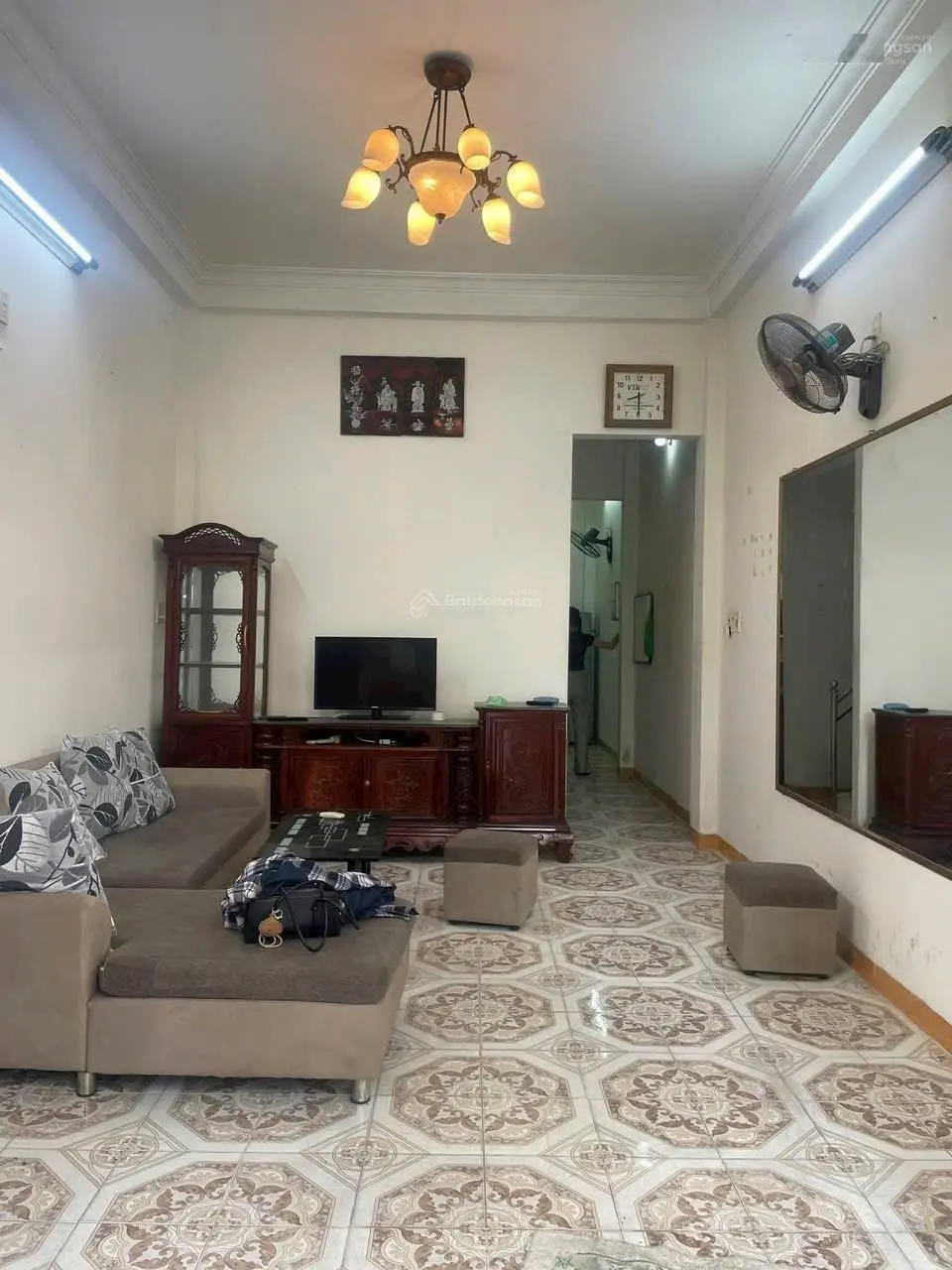 Bán nhà 3 tầng đường Lý Tự Trọng cách biển tầm 100m lh: 0762.111.113