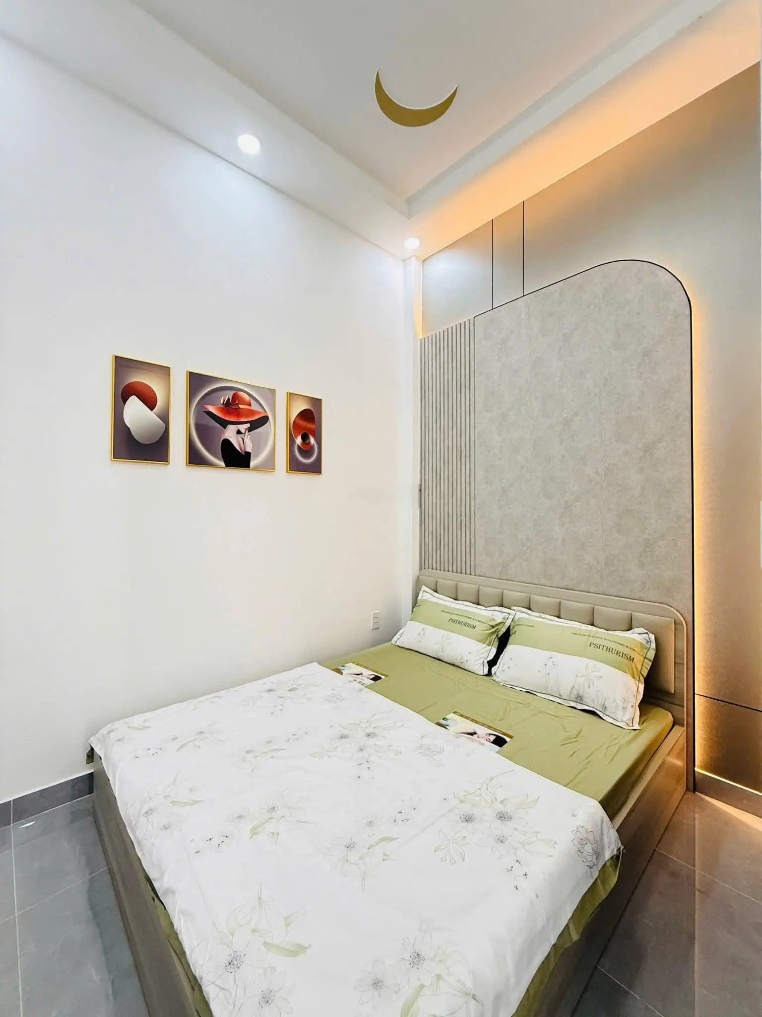 MỘT EM MINI HOUSE FULL OPTION Sát Bên Nhà Ga T3 Và Siêu Thị Emart