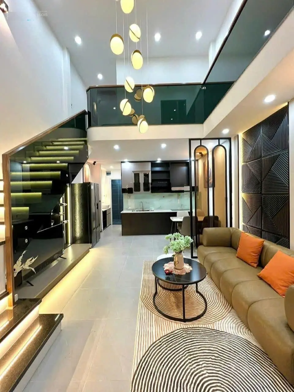 Nhà đẹp 50m2, 2 tầng, 3 phòng ngủ ( có phòng ngủ dưới) , gần biển 200m ,thanh khê