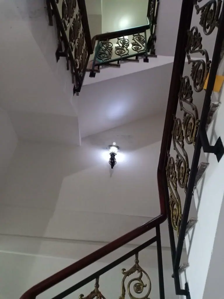 Bán nhà 5 tầng oto ngủ trong nhà trung tâm Q8 gần cầu Chánh Hưng giá chỉ 9 tỷ mấy