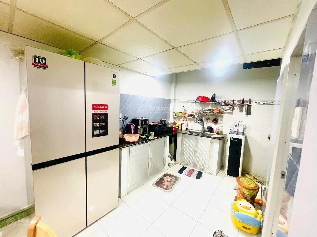 Bán nhà ngay chợ Bà Điểm, Hóc Môn, diện tích 4x12m, giá 3,550 tỷ