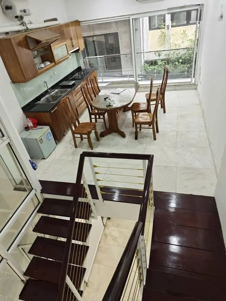 Bán nhà Đào Tấn-DT:80m 5 tầng nhà 2 mặt ngõ trước sau,ô tô 4 chỗ vào ,ô chờ thang máy, 20.5 Tỷ
