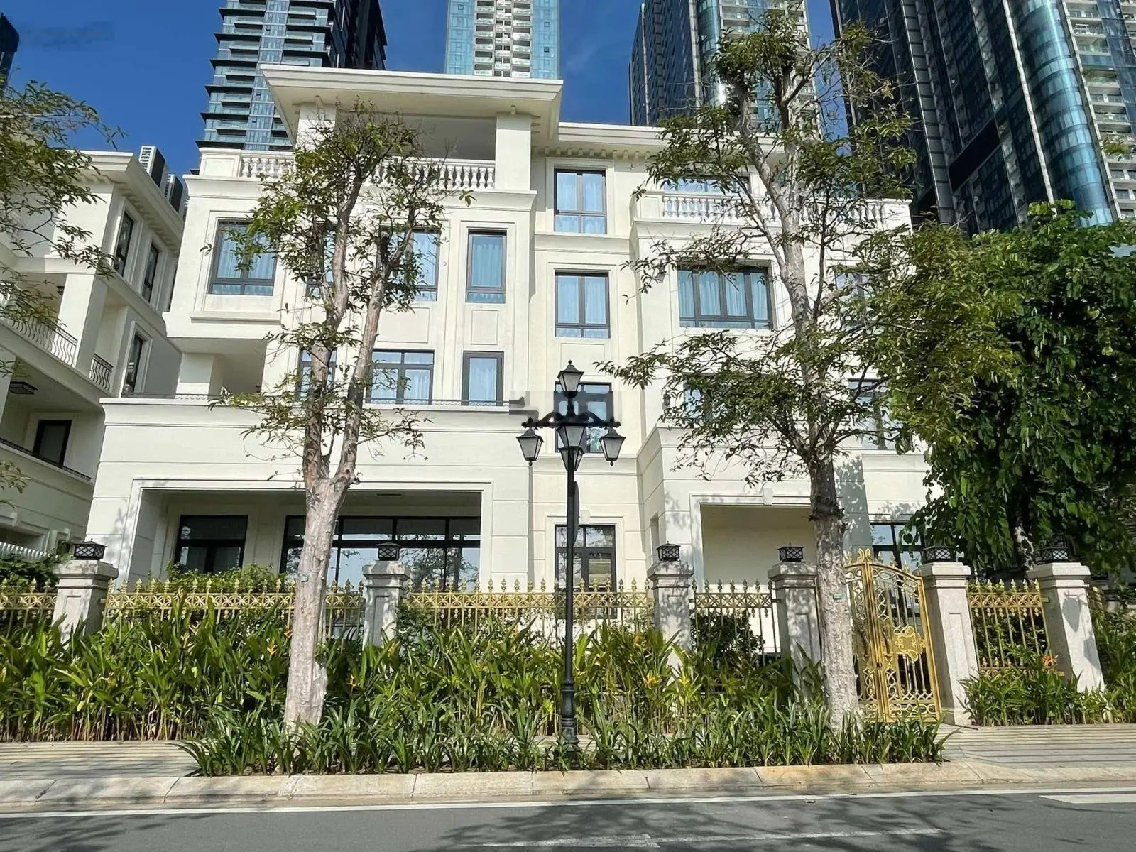 Bán biệt thự mặt tiền sông tại Vinhomes Ba Son, 500 tỷ, 437m2