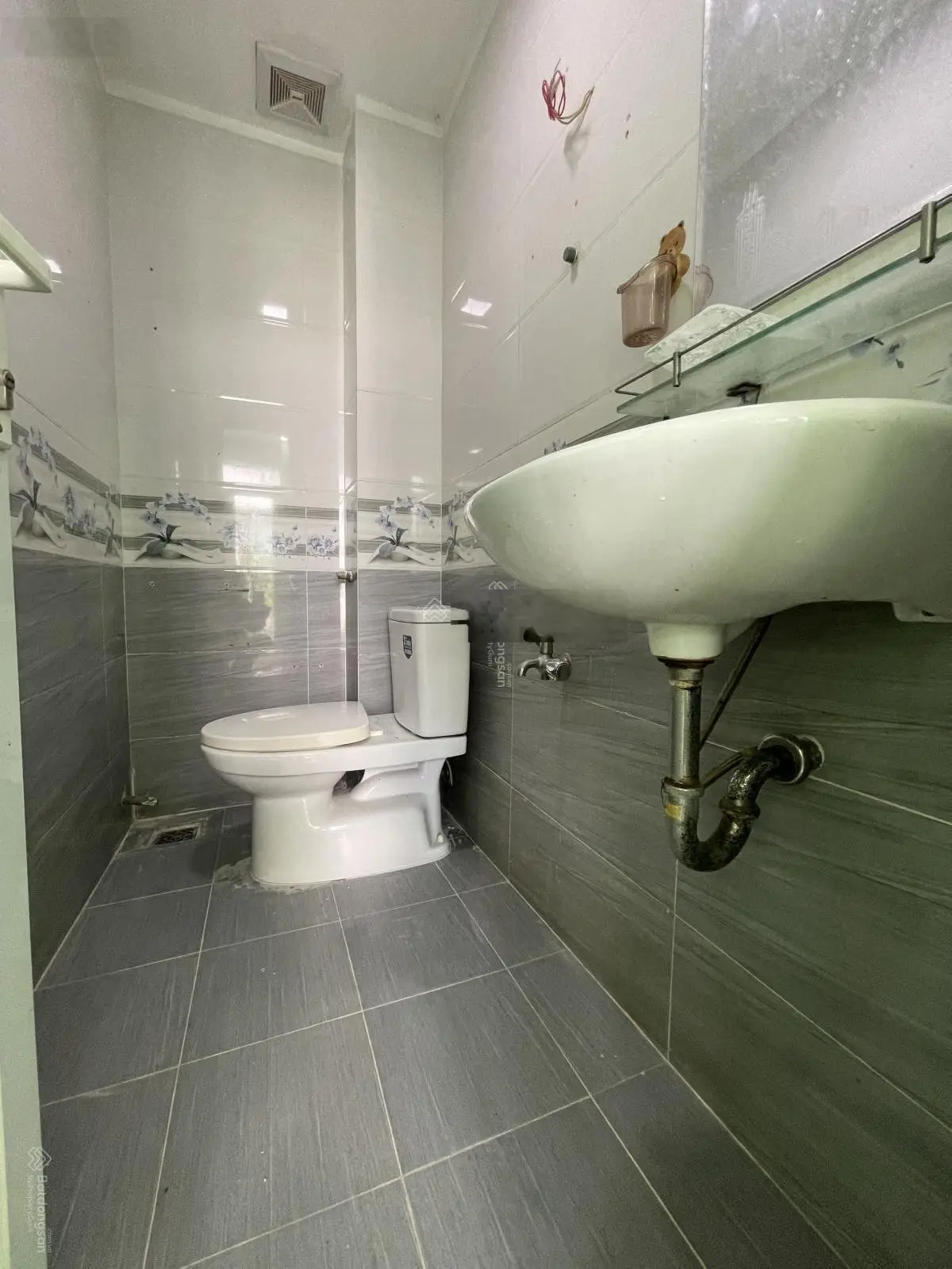 Bán nhà mặt tiền nội bộ P7 quận 8 sổ hồng riêng hoàn công đầy đủ nhà 4 tầng DT 58 m giá 5 tỷ 3