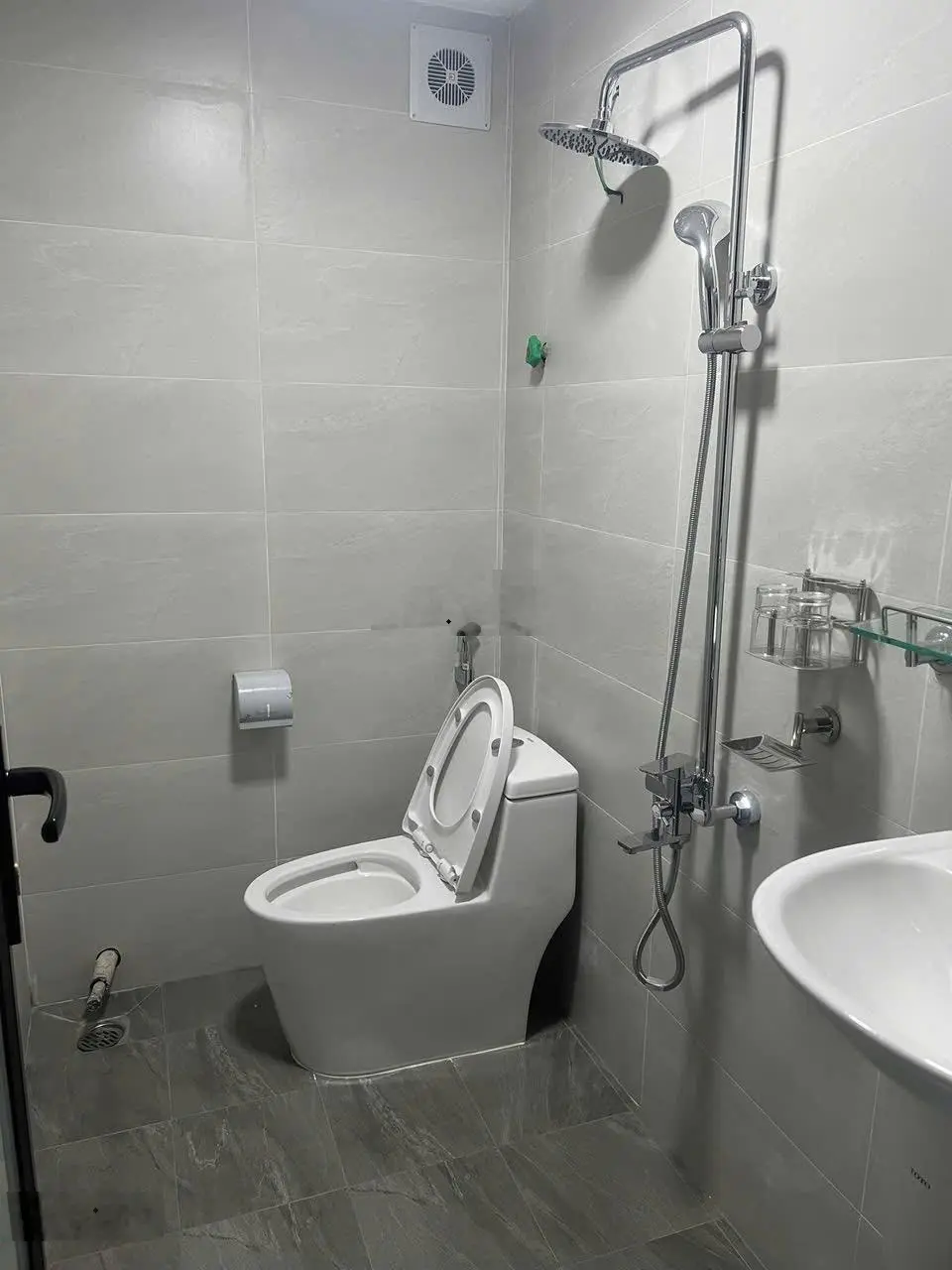 Thanh Xuân siêu phẩm đẹp thang máy ô tô vào nhà 50 m2 - 6 tầng - chỉ 16.7 tỷ