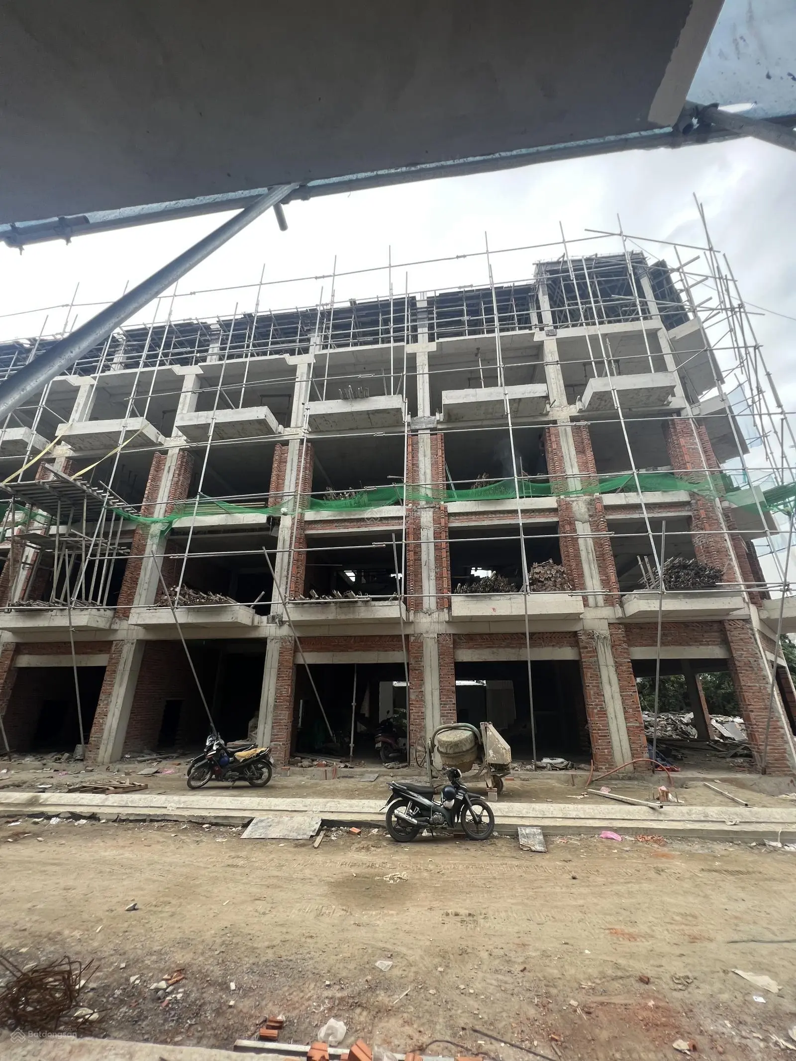 Bán nhà liền kề thuộc dự án Cồn Tân Lập giá chỉ 6tỷ4 vị trí vàng thành phố Nha Trang