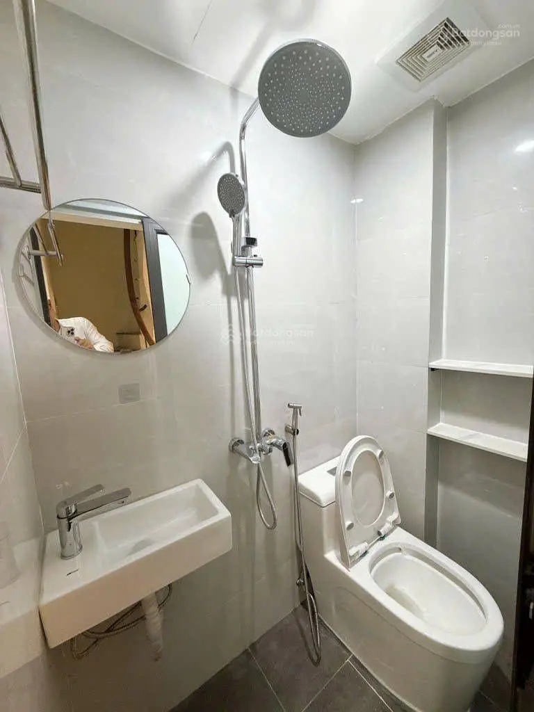 Căn nhà đẹp - dân xây tâm huyết nội thật nhập khẩu cửa chống ồn báo cháy full nội thất