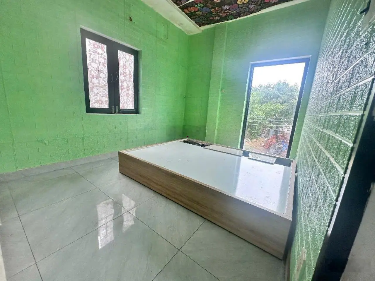 2 tỷ 600 triệu - nhà 2 tầng - ô tô để trước nhà- duy nhất 1 căn mặt phố lê văn an.