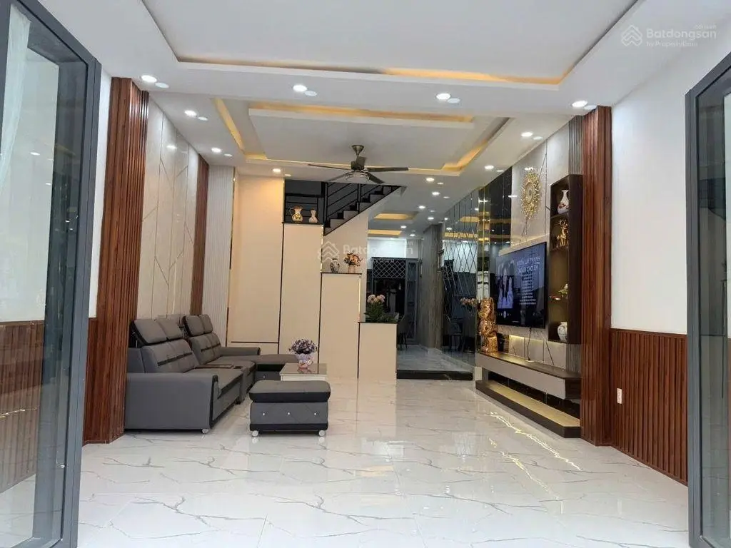 Nhà đẹp như mơ - Gần Phú Mỹ Hưng mua là ở ngay!