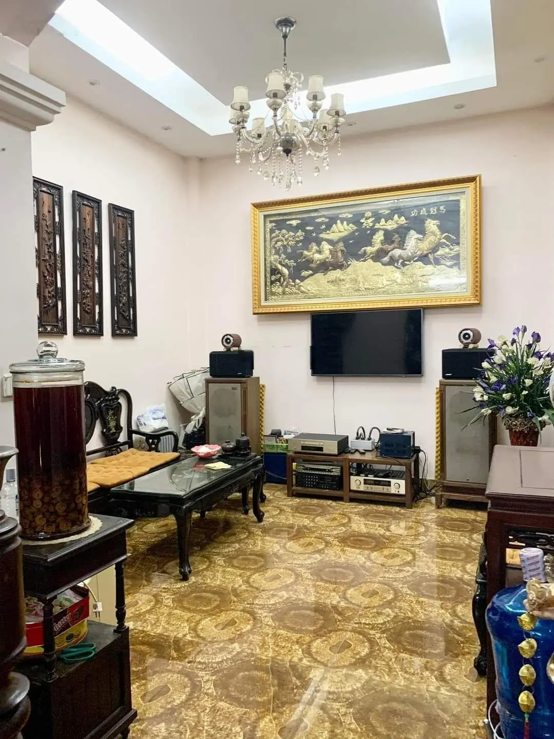 Bán Gấp nhà siêu hiếm Phú Đô 40m2 x 5 tầng dân xây chắc chắn xung quanh ngập tràn tiện ích