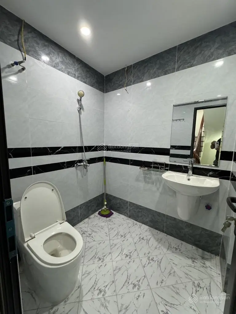 Cần tiền bán gấp rẻ nhất việt hưng