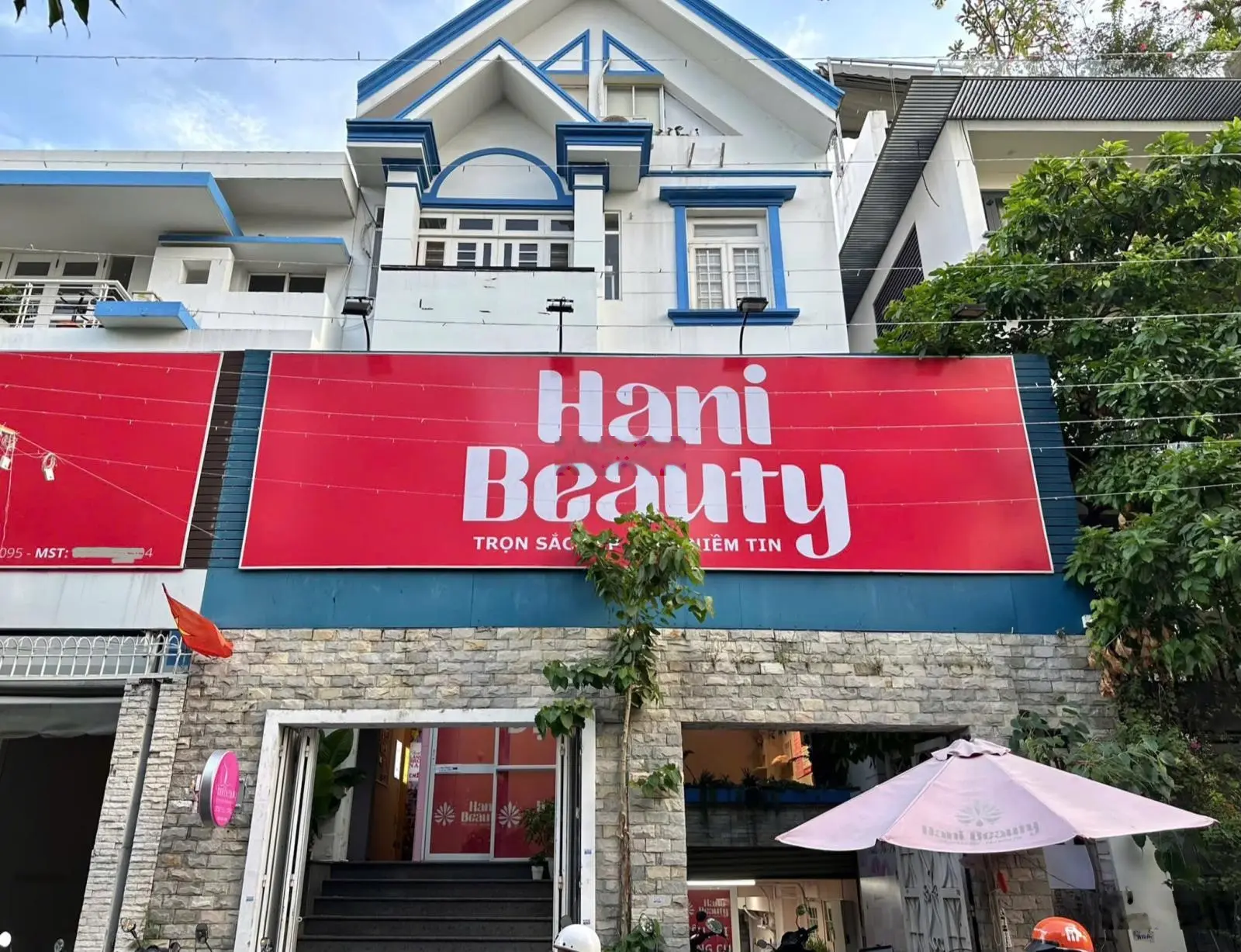 Chính chủ bán mặt tiền biệt thự hoa lan f2 phú nhuân