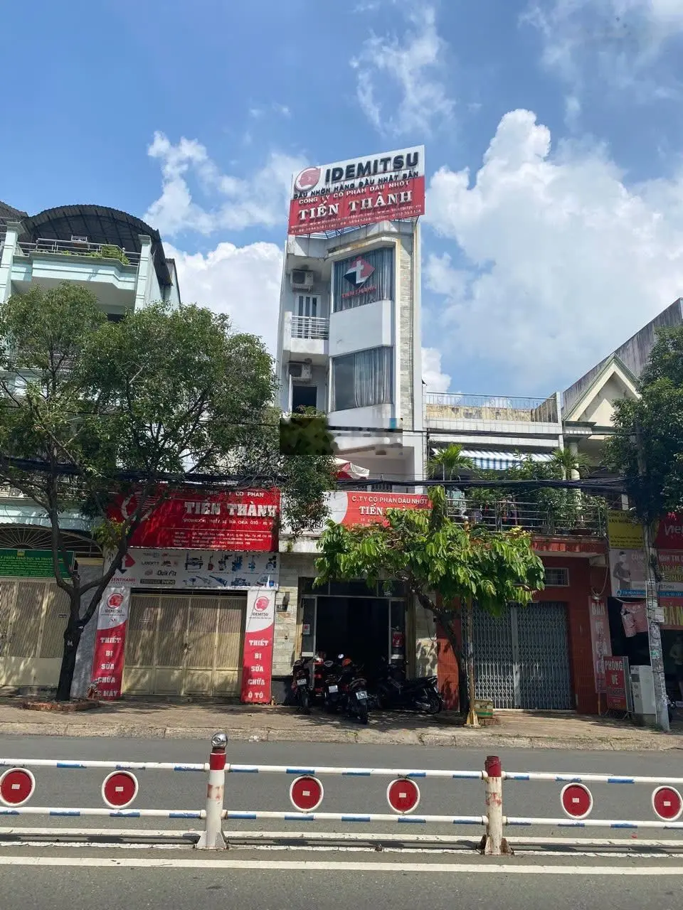 Bán Nhà Mặt Tiền Đường Nguyễn Văn Lượng ,P17 , Dt: 4.2x15m , giá 11ty8 thương lượng